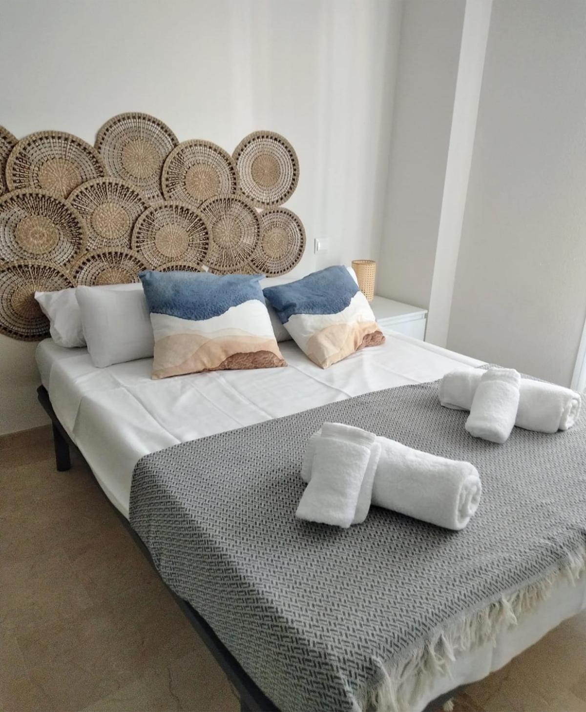 Sol Y Arte Suites Malaga Centro Zewnętrze zdjęcie