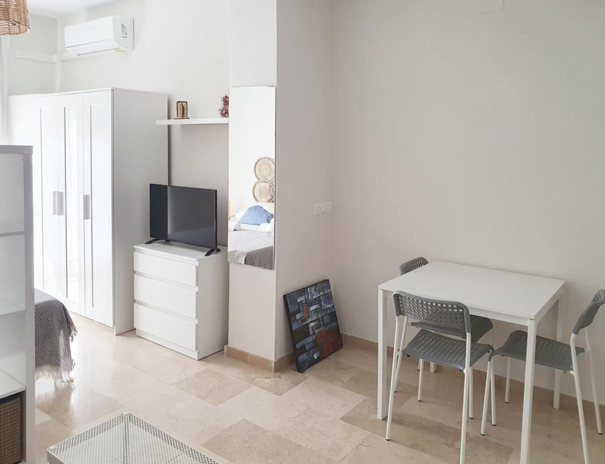 Sol Y Arte Suites Malaga Centro Zewnętrze zdjęcie