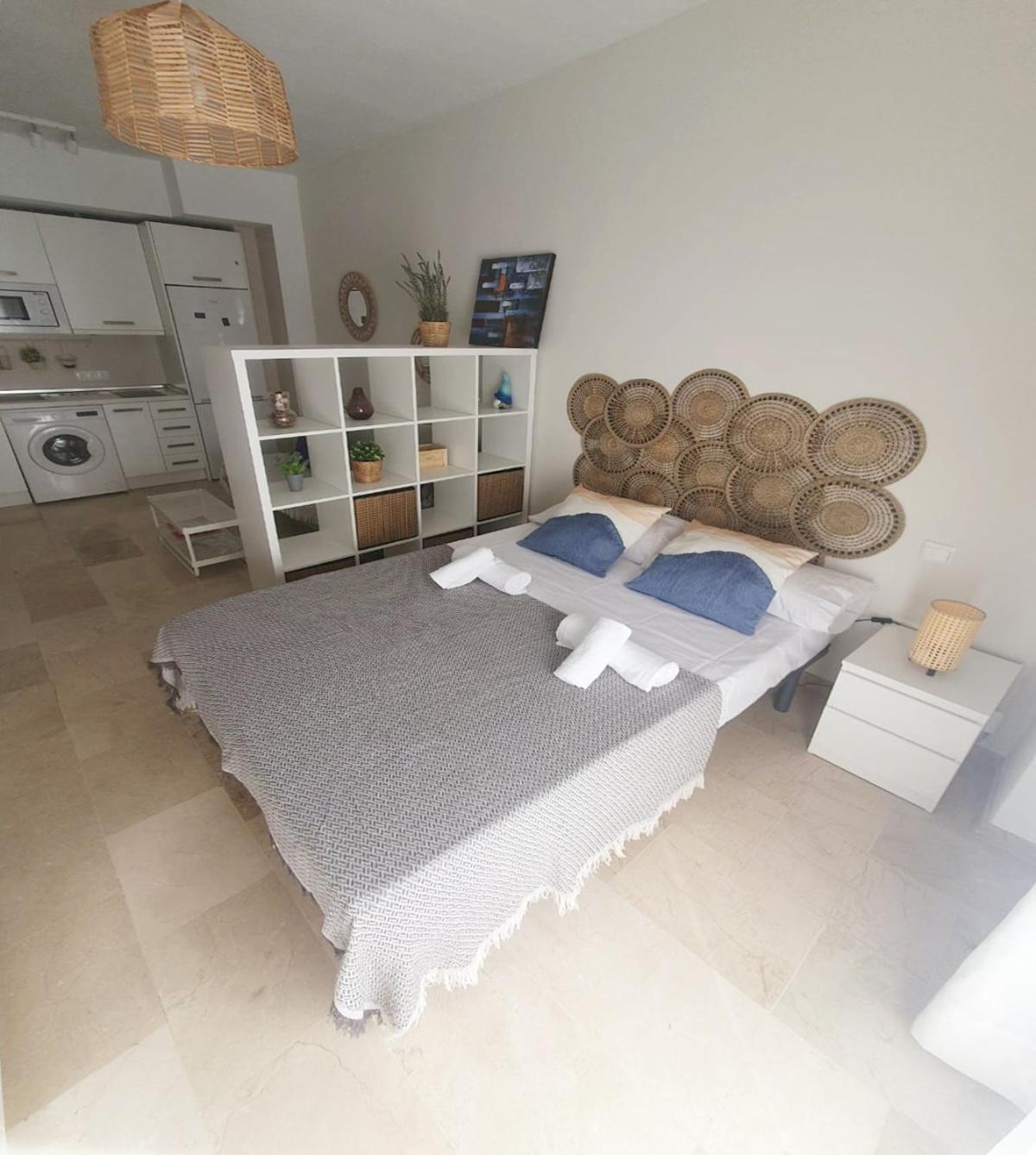 Sol Y Arte Suites Malaga Centro Zewnętrze zdjęcie