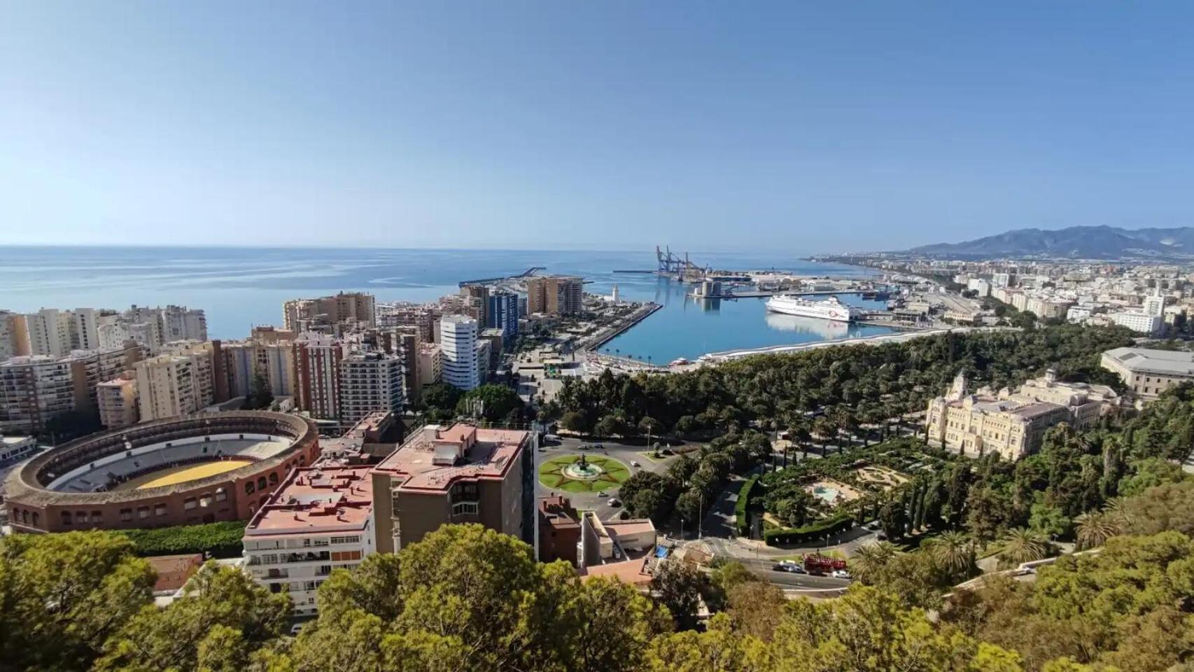 Sol Y Arte Suites Malaga Centro Zewnętrze zdjęcie